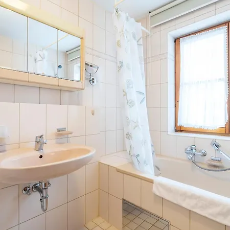 Haus Bergidyll 3-raum-wohnung Hohenloh Lejlighed
